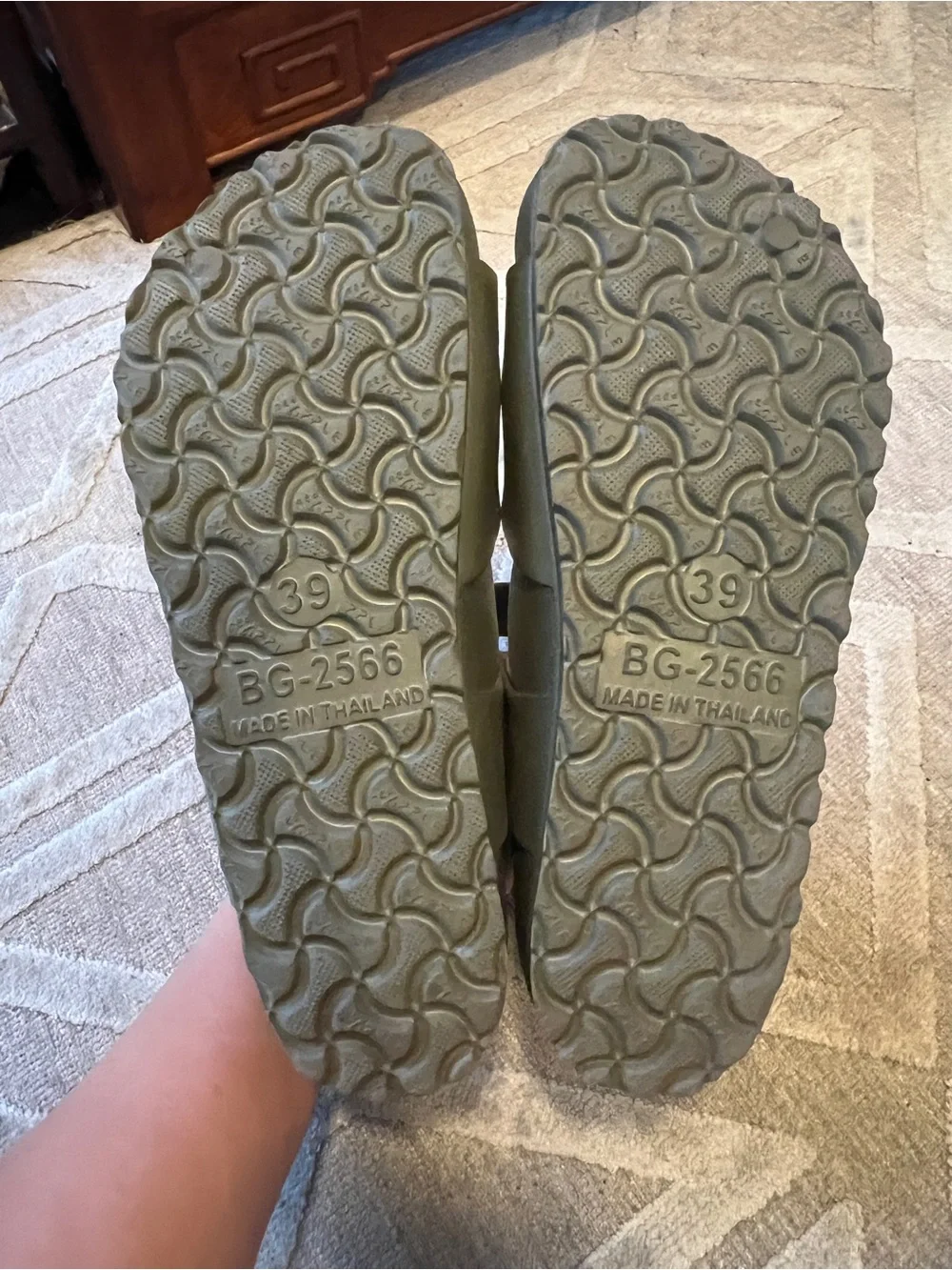 Apple Olive Green Kids Adjustable Strap Sandals